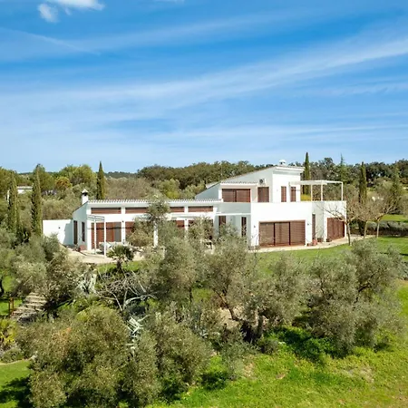 Villa La Cimada De *